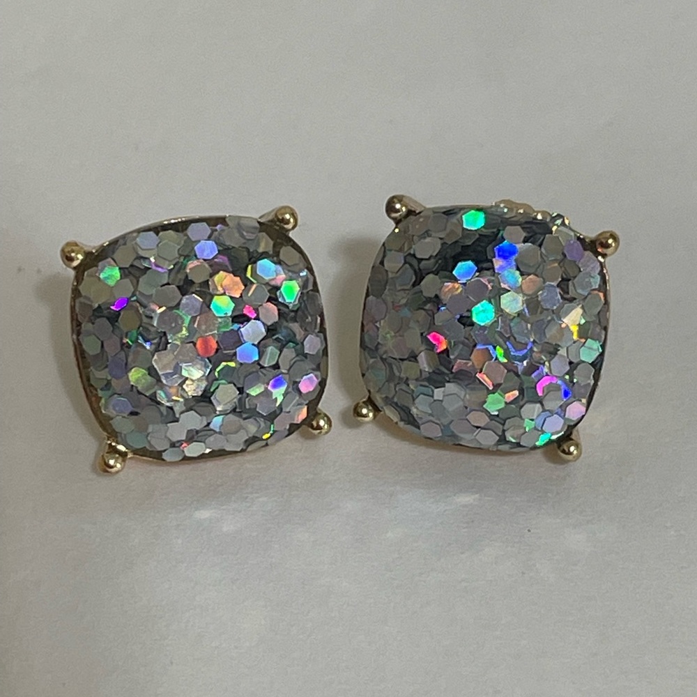 ❤️Bienville Silver Iridescent Multicolor Stud Earrings